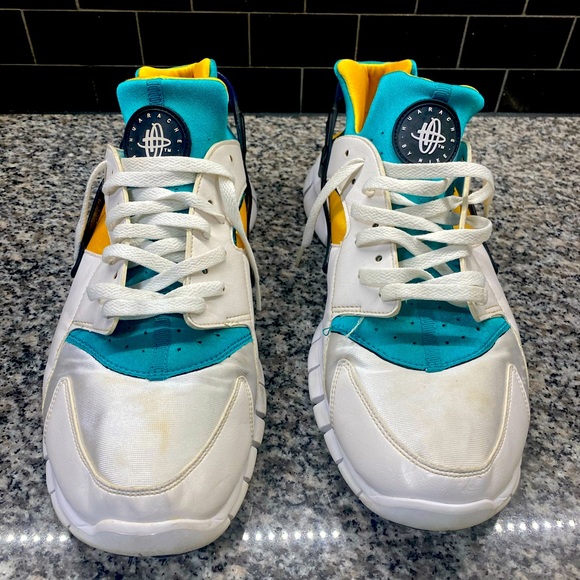 Nike Other - NIKE Huarache Free 2011 QS White/Blue Emerald Size 14 Rare.